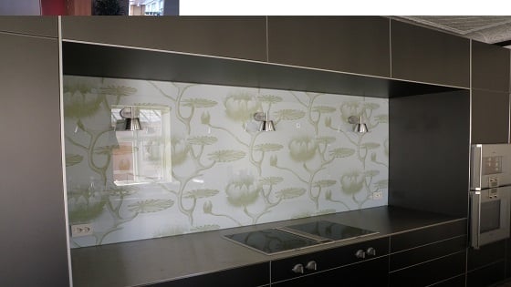 Optiwhite glass 560 x 315